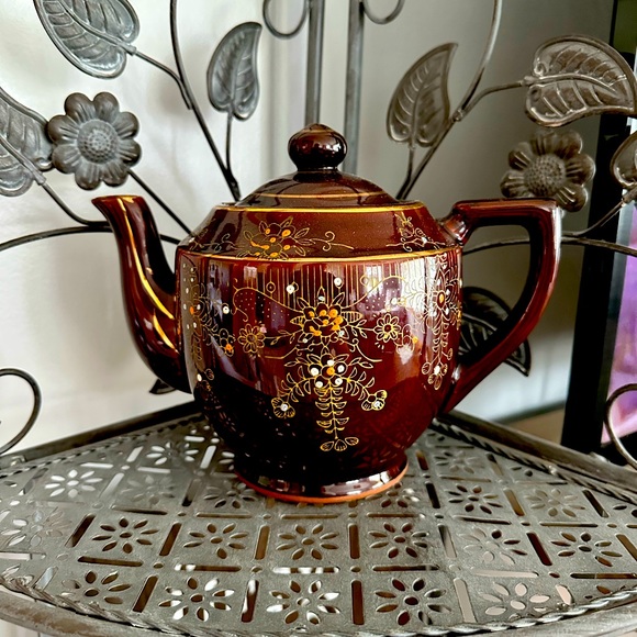 Vintage Japanese Hand Painted Tea Pot - Picture 1 of 4
